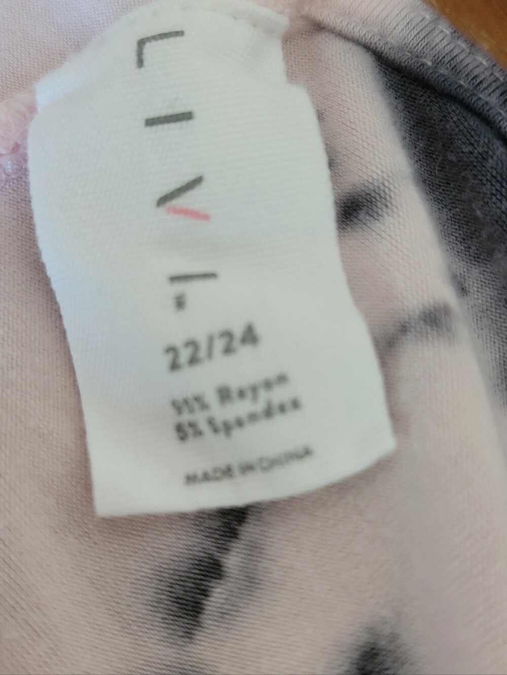 Lane Bryant Livi Pink & Black Tie-Dye V-Neck Tunic With Cut Out Back 22/24 EUC - Picture 7 of 11